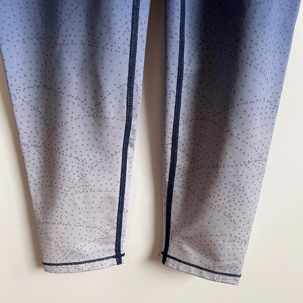 AR-33 Alpha 7/8 high waist leggings Ocean Fade NWOT Sz‎ M